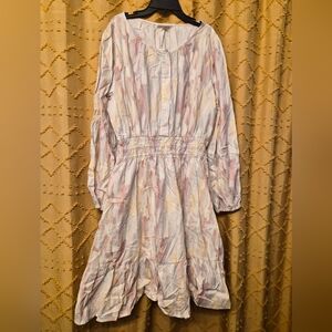 Chic Pastel Long Sleeve Dress